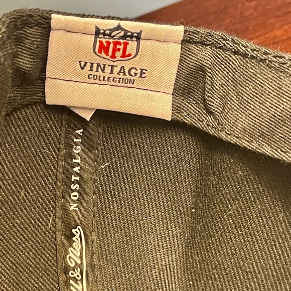 Steelers hat (excellent condition) - Picture 3 of 7